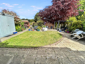 Photo 33- click for photo gallery